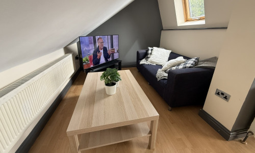 Lounge Area - 3 Cemetery Avenue